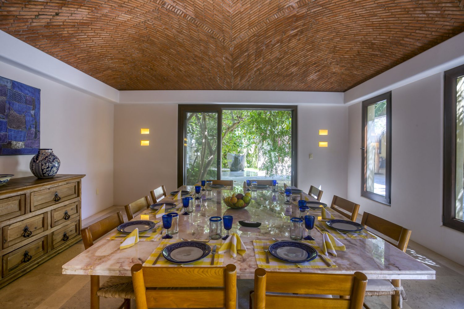 Air-conditioned indoor dining room